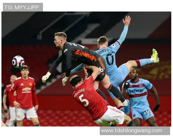 曼联足球包的魅力与实用性探讨让你在球场上尽显风采